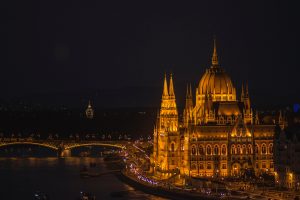 zoltan-tasi-379500-unsplash-300x200.jpg