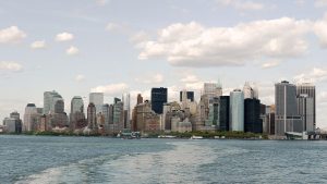 1280px-Manhattan-Skyline-from-Staten-Island-Ferry-300x169.jpg