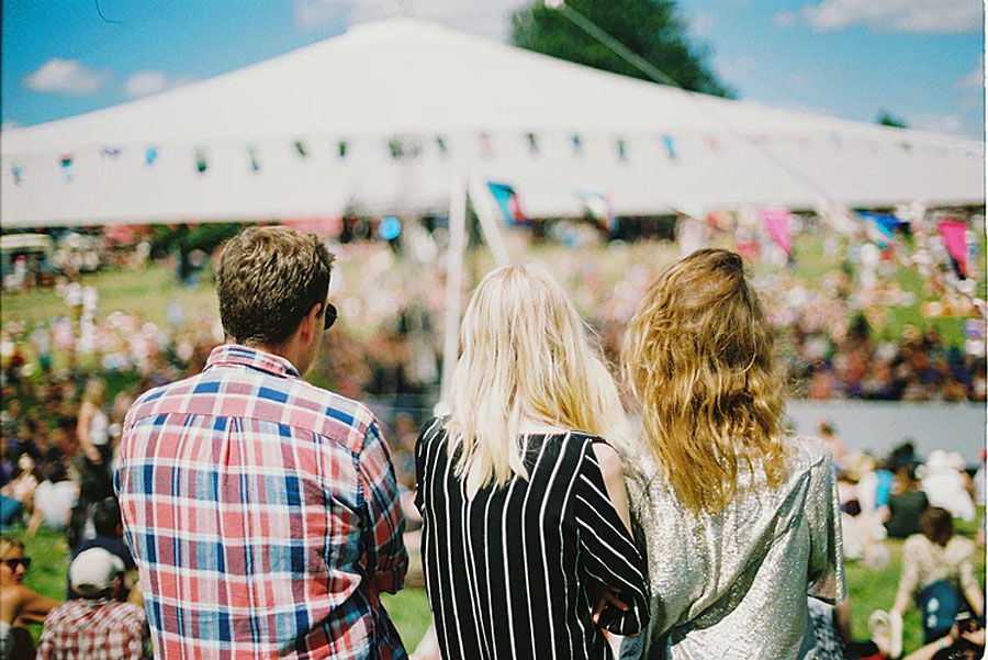 festival1-1547746639765.jpg