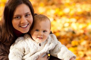 autumn_fall_baby_boy_child_cute_family_fun-1253299-1551766832624-300x200.jpg