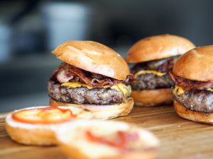 burger-731298-1-300x225.jpg