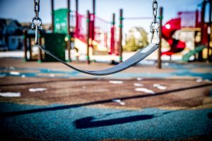 swing-1188132-300x200.jpg