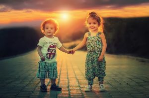 children-817365-300x199.jpg