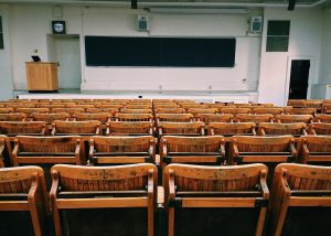 classroom-1699745_1920-300x214.jpg