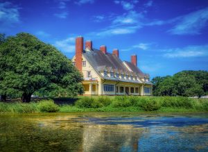 whalehead-house-4066964-300x219.jpg