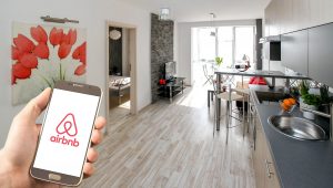 airbnb-3399753-300x170.jpg