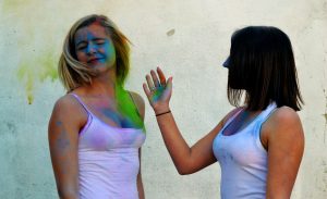 girls-1266673-300x183.jpg