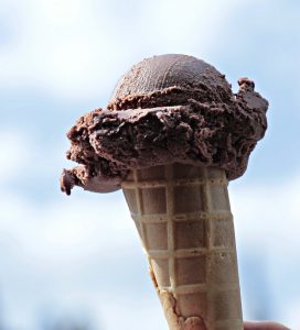 ice-3762671-272x300.jpg