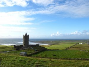 ireland-122799_1920-300x225.jpg