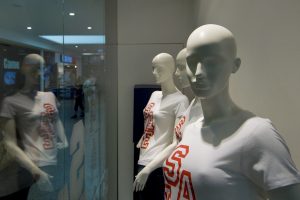 mannequins-2619624_1920-300x200.jpg