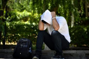 sad-4207079-300x200.jpg