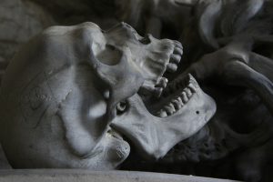 skull-476740_1920-300x200.jpg