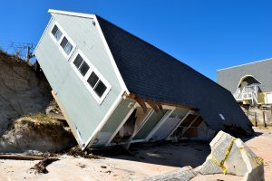 hurricane-irma-2857982_1920-300x200.jpg