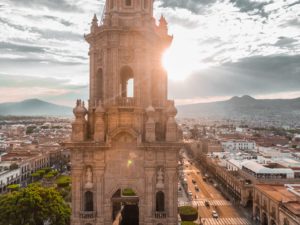 jezael-melgoza-LEwgM7rthzM-unsplash-300x225.jpg