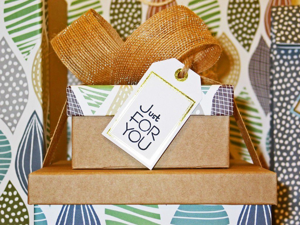 birthday-bow-box-card-264771pixabay.jpg.optimal.jpg
