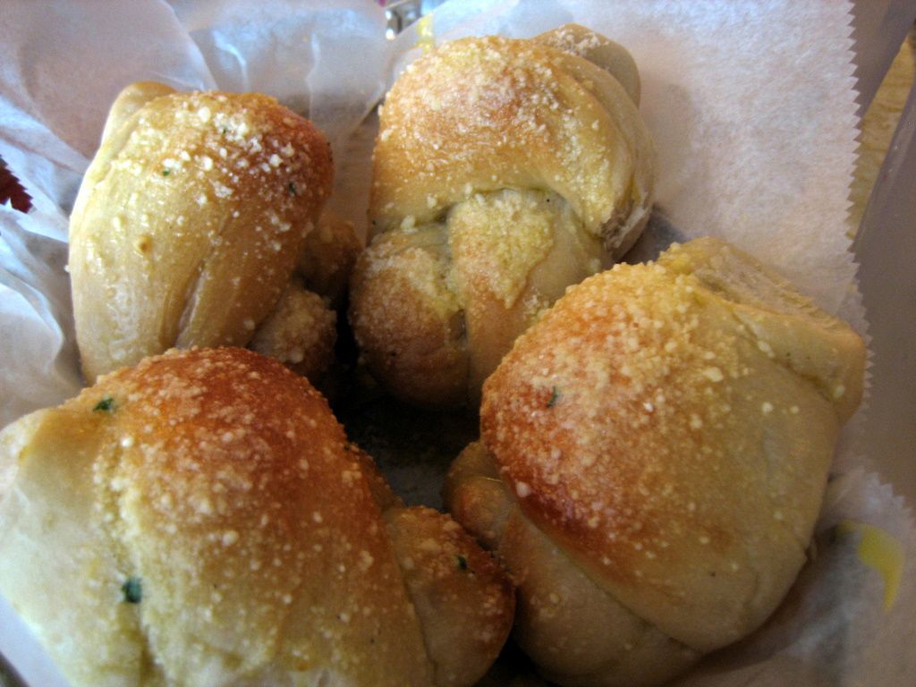 resizeGarlic_knots.jpg.optimal.jpg